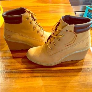 COPY - Timberland wedge booties